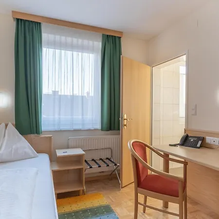 Kindler 2,0 Self-check-in 3* Leoben (Styria)