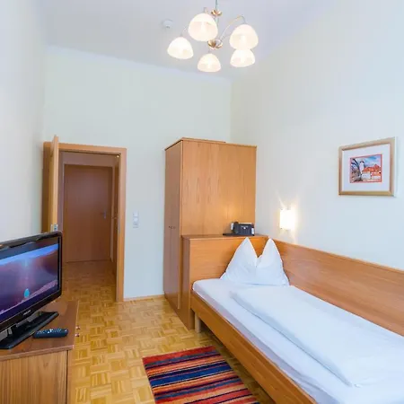 Kindler 2,0 Self-check-in Hotel