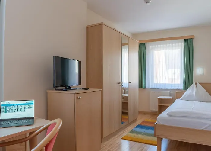 Kindler 2,0 Self-check-in Hotel 3*